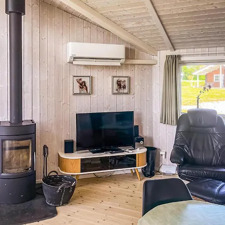 Holiday home Beautiful Home In Rudkobing With Sauna Spodsbjerg