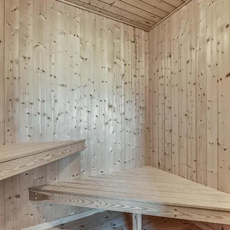 Beautiful Home In Rudkobing With Sauna *